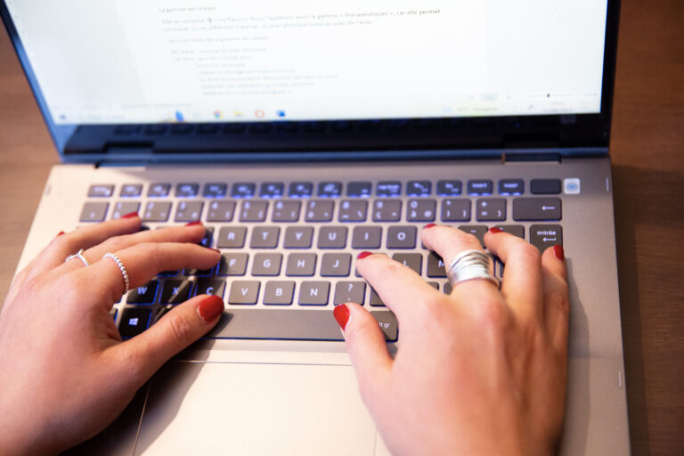 prestation de masterclass dans le domaine du bien être à destination des entreprises, écoles et organismes