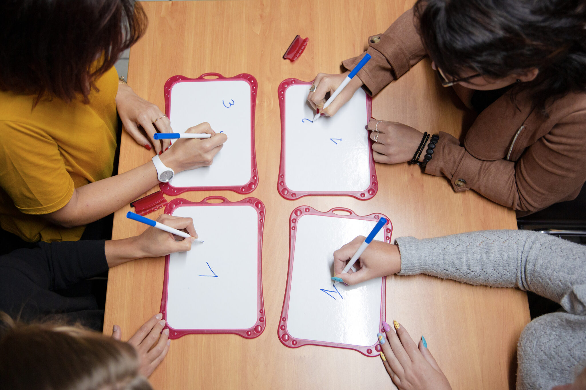 prestation d'ateliers dans le domaine du bien être à destination des entreprises, écoles et organismes